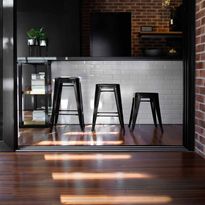 009433-Banqueta-Industrial-Medium-Preta-009444-Banqueta-009418-Banqueta-Amb