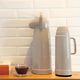 25101103-Garrafa-Termica-Nobile-19L-Bege-25100535-Garrafa-Termica-Use-1L-Bege-Amb-2